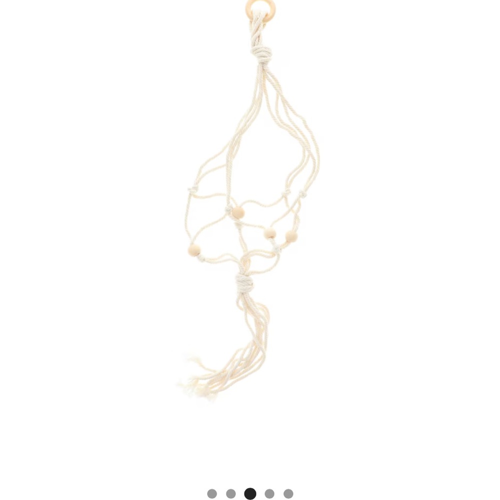 NEW Handcrafted Cream Macrame Plant Hanger small-medium size NWT